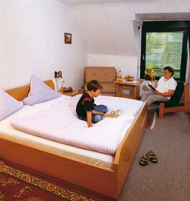 G&auml;stezimmer